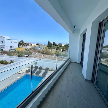 Hubstay - Seaview Oriana In Dom wakacyjny Larnaca