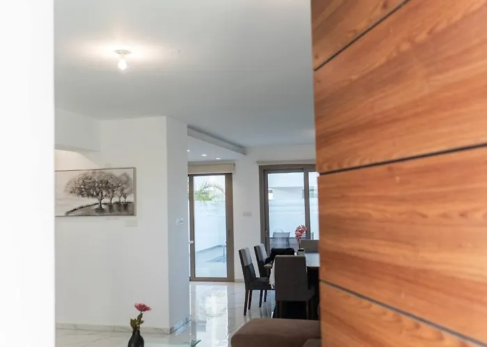 Hubstay - Seaview Oriana In * ラルナカ