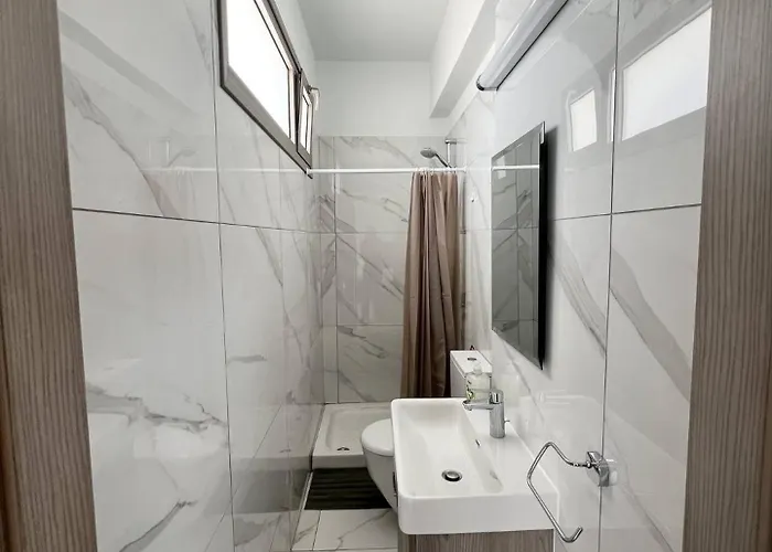 Hubstay - Seaview Oriana In Prázdninový dům Larnaca