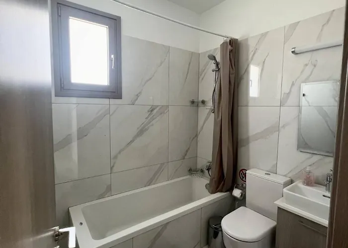 Hubstay - Seaview Oriana In Larnaca