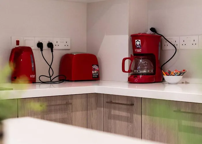 Hubstay - Seaview Oriana In * Larnaca